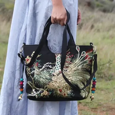 Ethnic Embroidery Shoulder Bag 